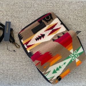 Pendleton WOOL/LEATHER CROSSBODY ORGANIZER. Purse. Accessory. NWT - Giftable